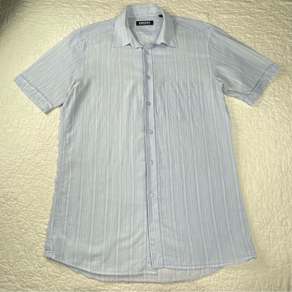 💖5/$25 DKNY Dona Karan New York Mens Button Up Shirt Striped Blue Size M - Picture 1 of 10